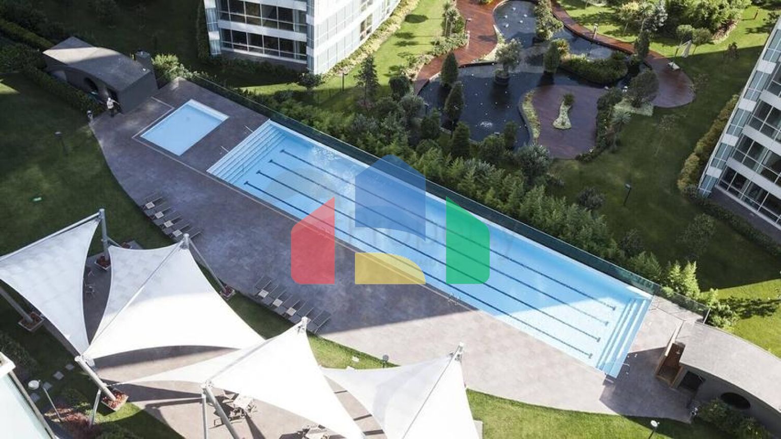 Апартаменти класу люкс на проспекті Багдад