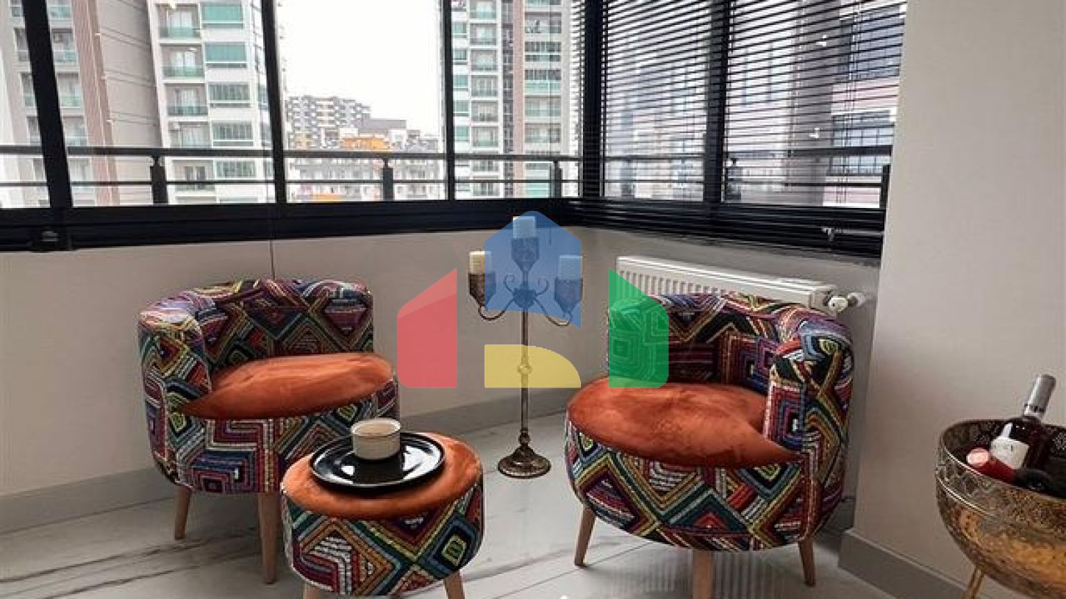 Квартира 2 + 1 в новому комплексі в районі Тедже в 400 метрах від моря