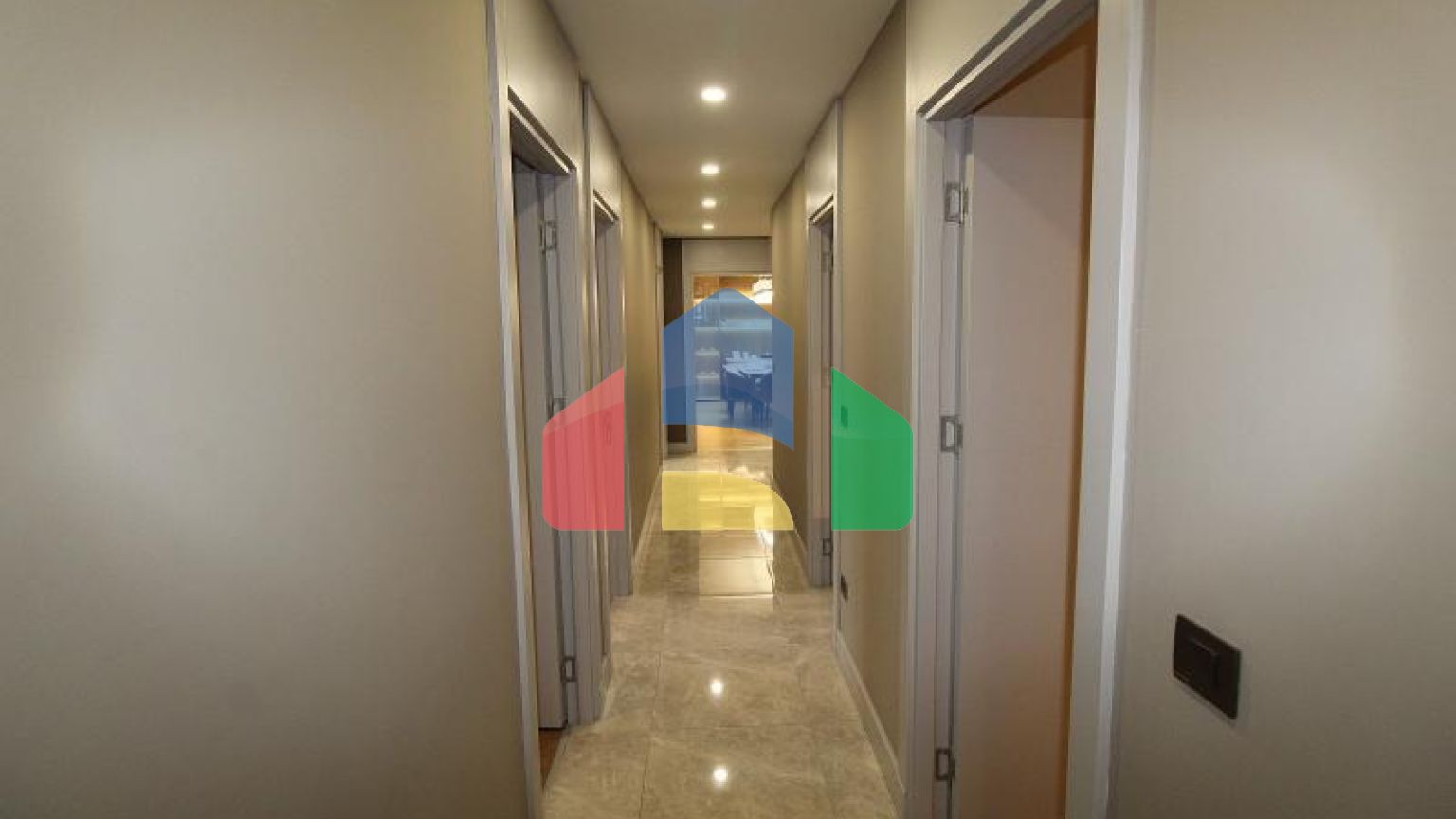 Дюплекс 4 + 1 в Стамбулі