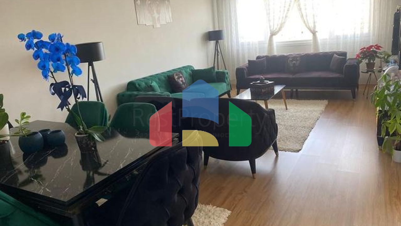 Продаётся квартира в финансовом центре Аташехир 2+1