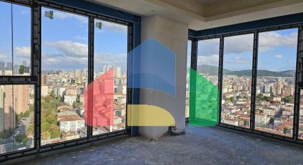 Квартира 2+1 с видом на море в Стамбуле