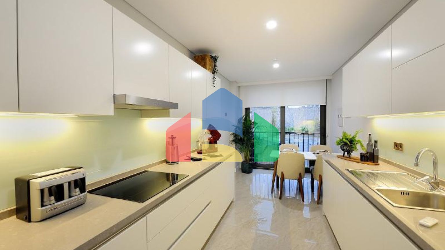 Квартира 3+1 с видом на море в Стамбуле