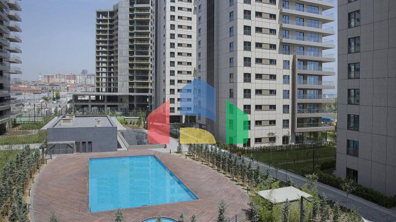 Дюплекс 4+2 с видом на море в Стамбуле