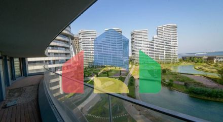 Квартира 2+1 с видом на море в Стамбуле