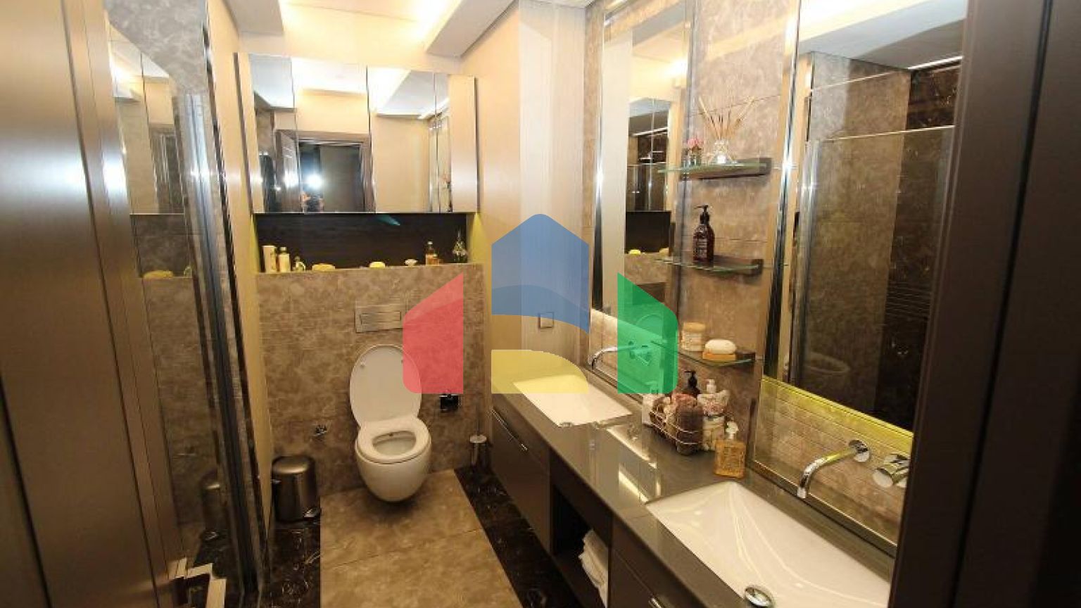 Квартира 2+1 с видом на море в Стамбуле