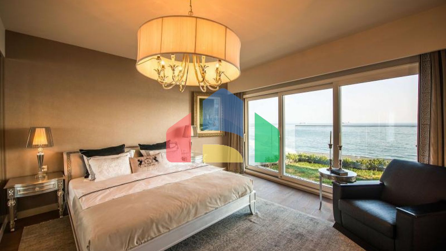 Квартира 1+1 с видом на море в Стамбуле