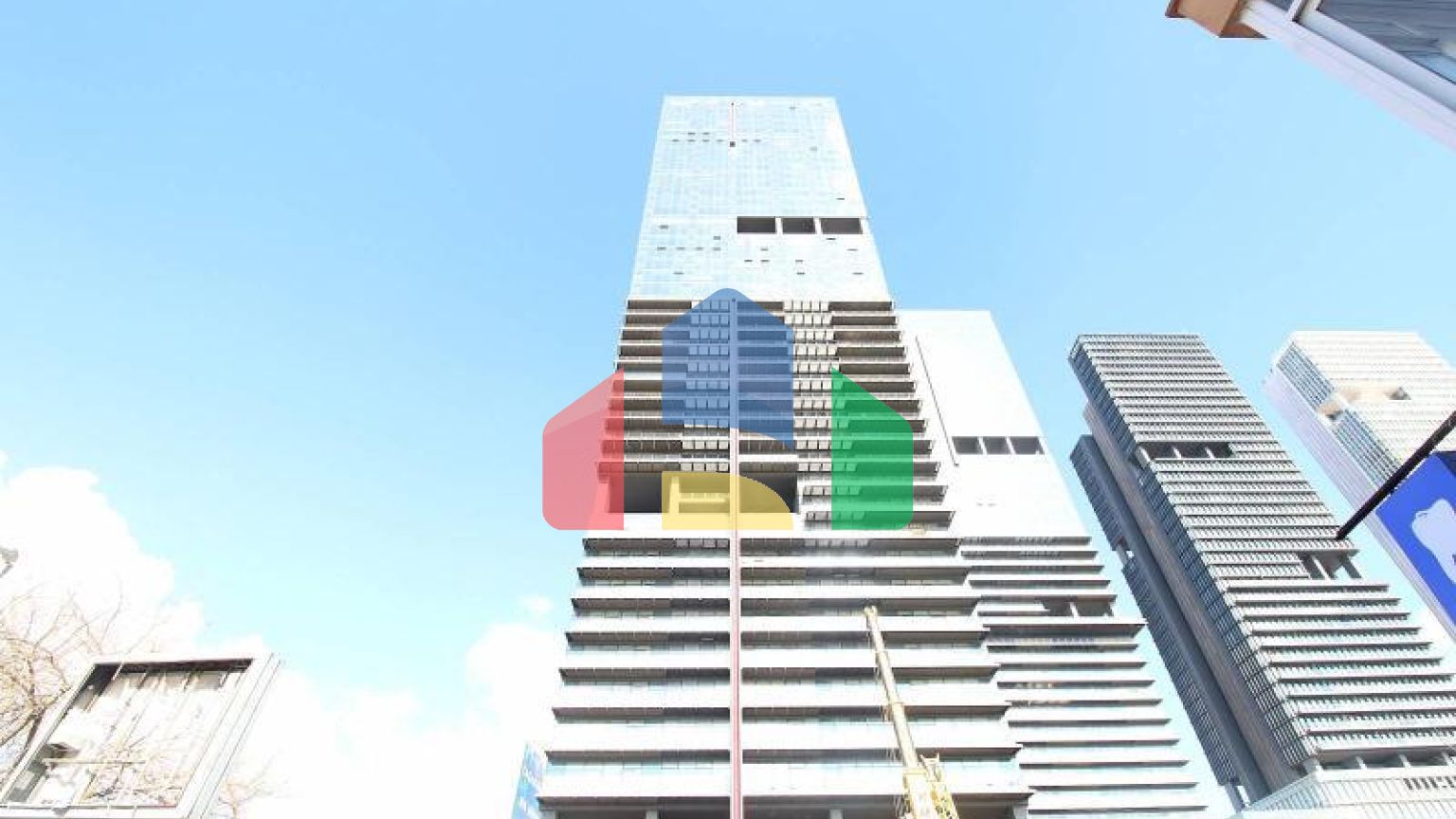 Квартира 4+1 с видом на море в Стамбуле