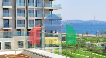 Квартира 2 + 1 з видом на море в Стамбулі