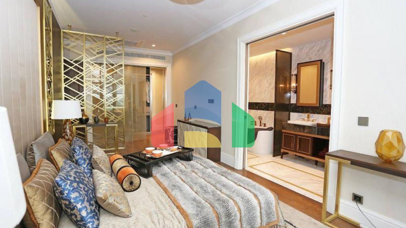 Квартира 3 + 1 з видом на море в Стамбулі