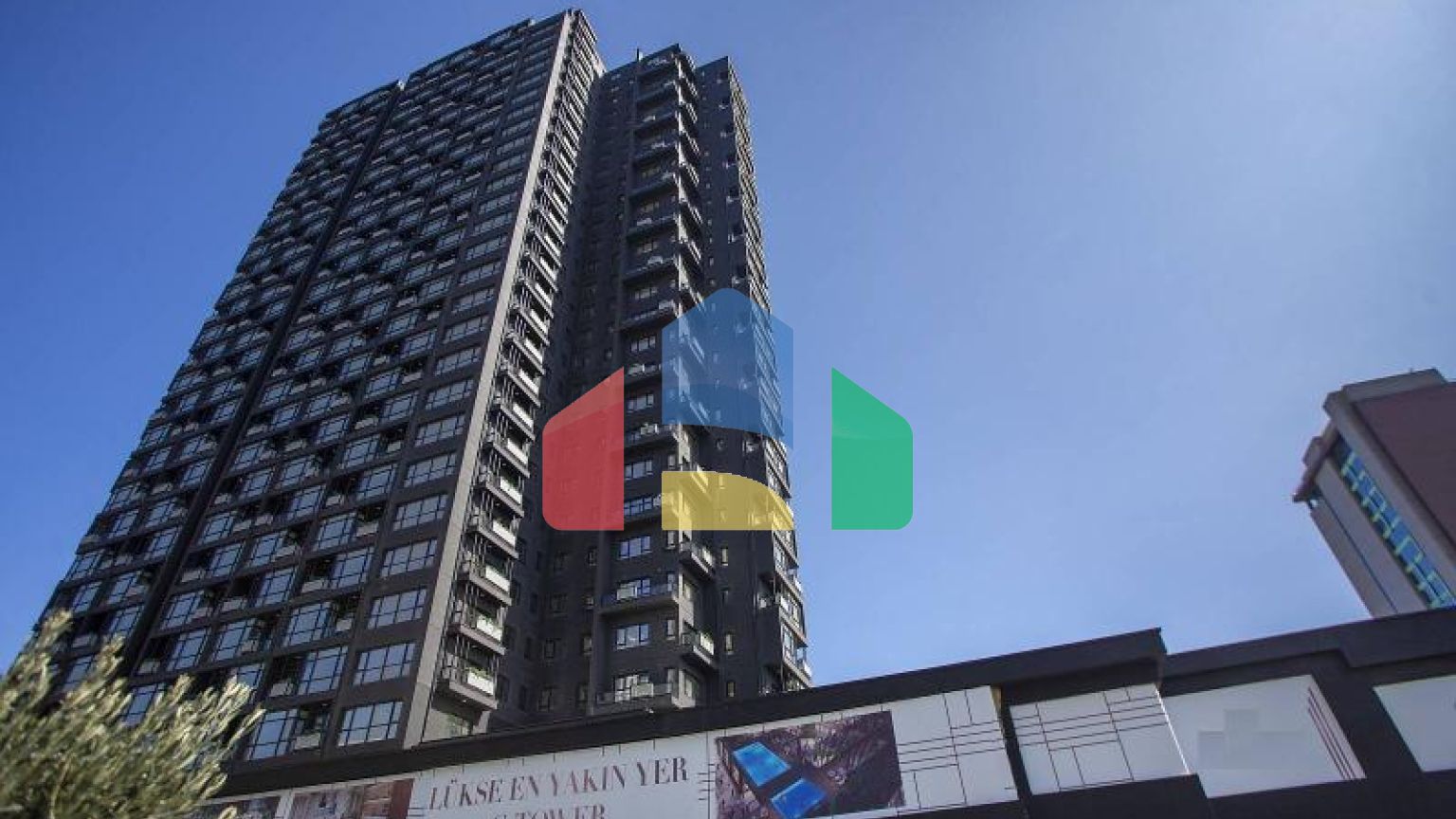 Квартира 1+1 с видом на море в Стамбуле