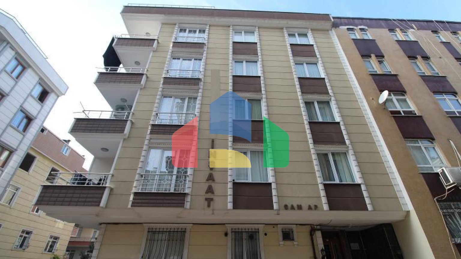 Дюплекс 3+1 в Стамбуле