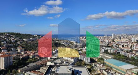 Квартира 1+1 с видом на море в Стамбуле