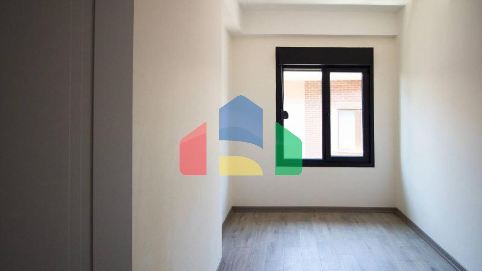 Квартира 4+1 с видом на море в Стамбуле