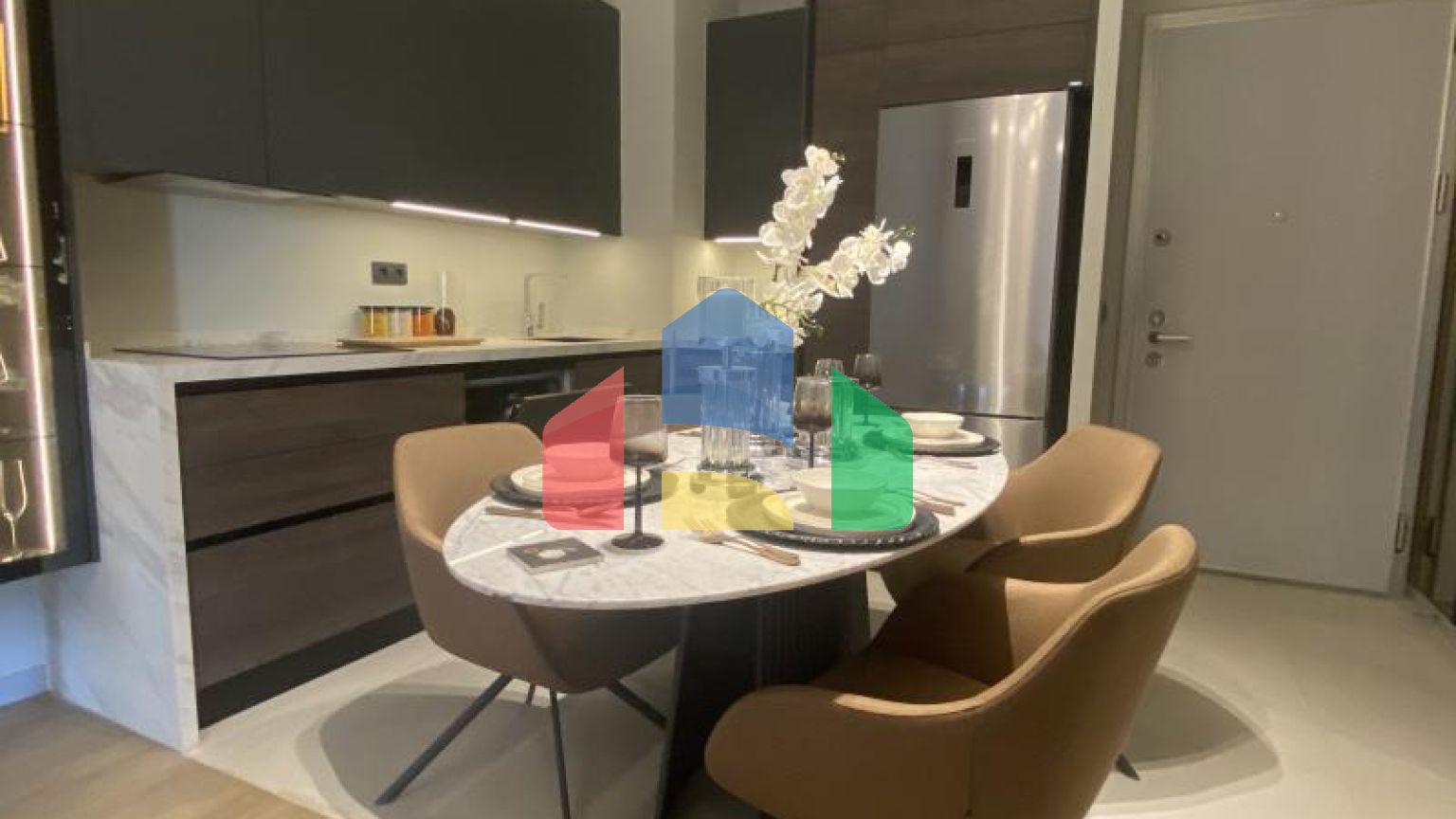 Квартира 1+1 с видом на море в Стамбуле