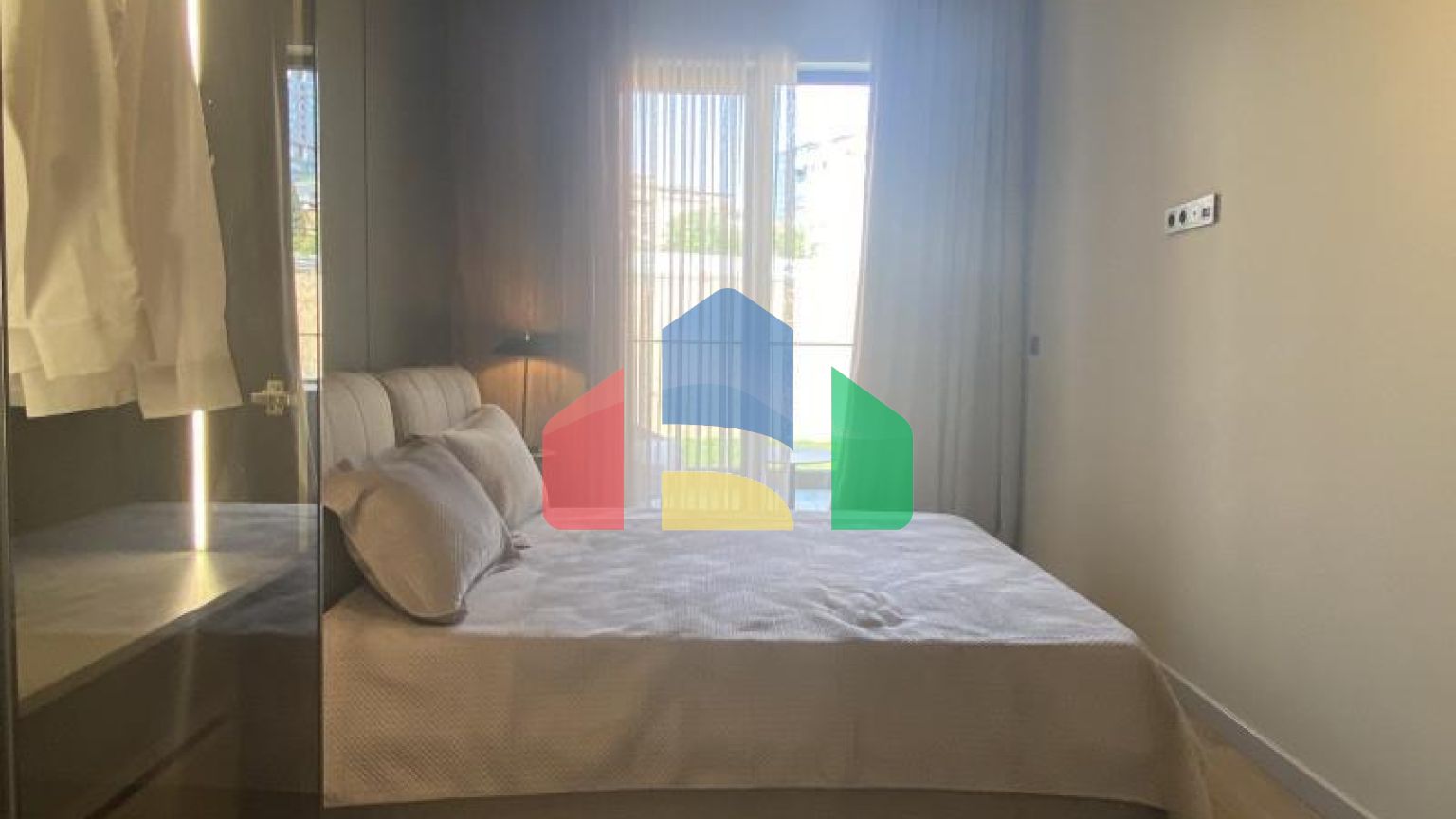 Квартира 1+1 с видом на море в Стамбуле