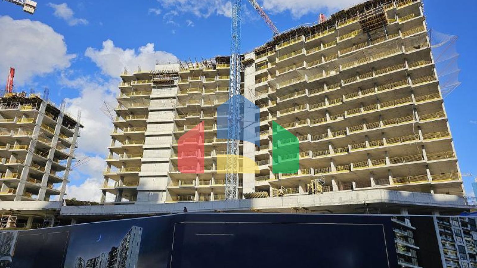 Квартира 1+1 с видом на море в Стамбуле