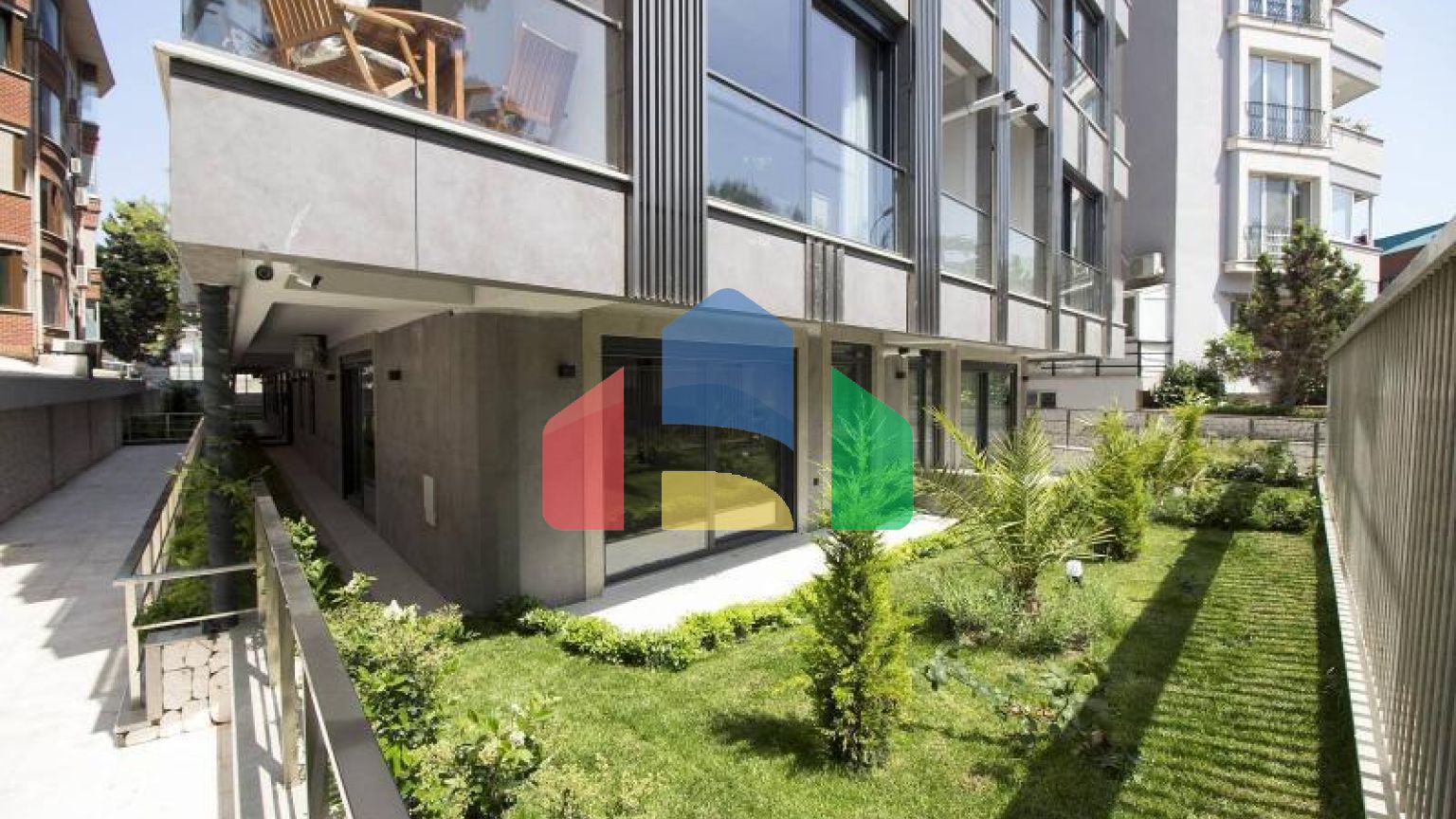 Квартира 3+1 с видом на море в Стамбуле