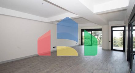 Квартира 3+1 с видом на море в Стамбуле