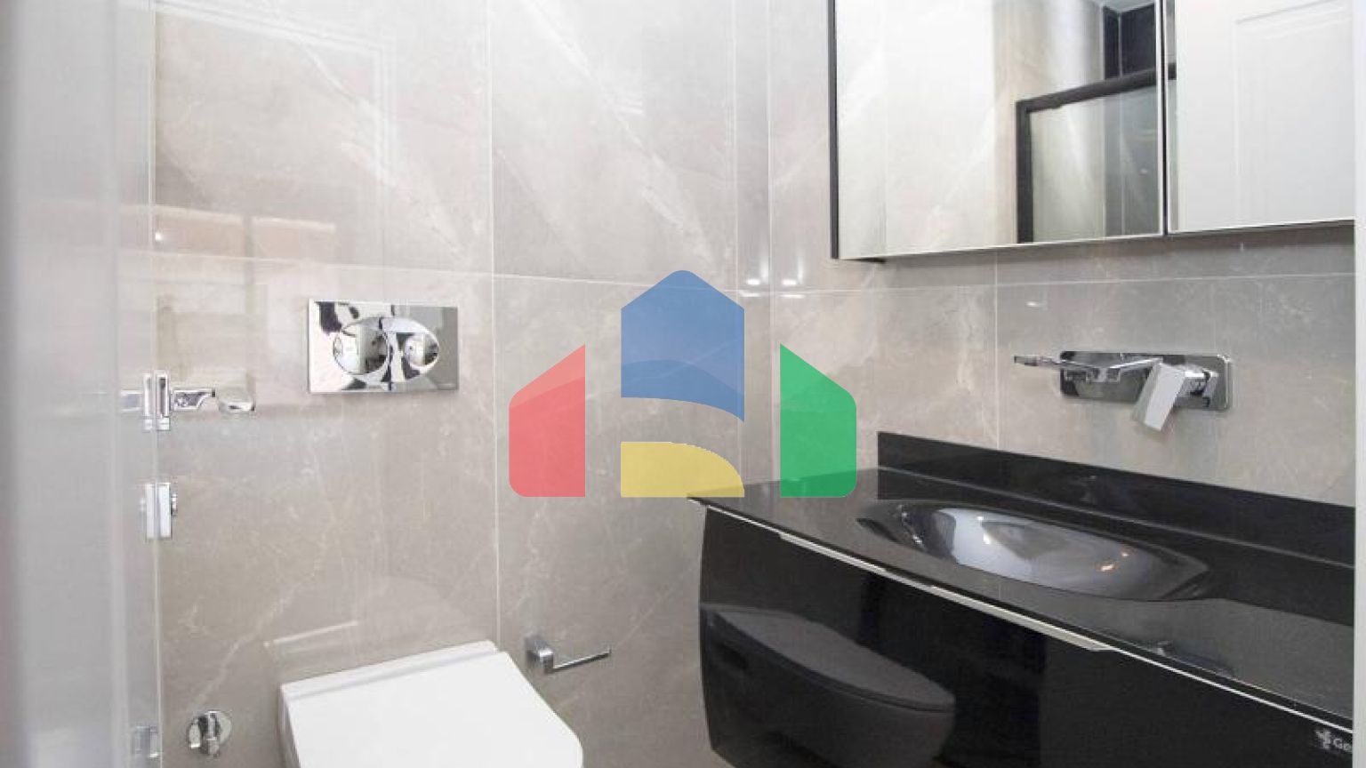 Квартира 3+1 с видом на море в Стамбуле