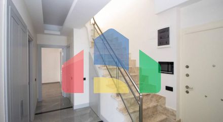 Квартира 3+1 с видом на море в Стамбуле