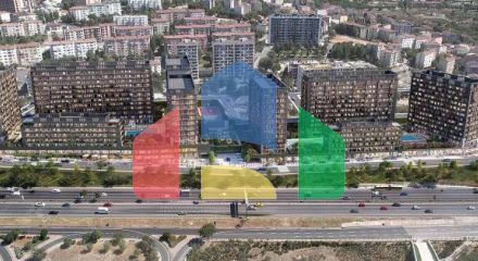 Квартира 4+1 с видом на море в Стамбуле