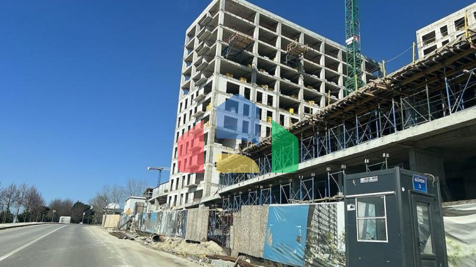 Квартира 4+1 с видом на море в Стамбуле