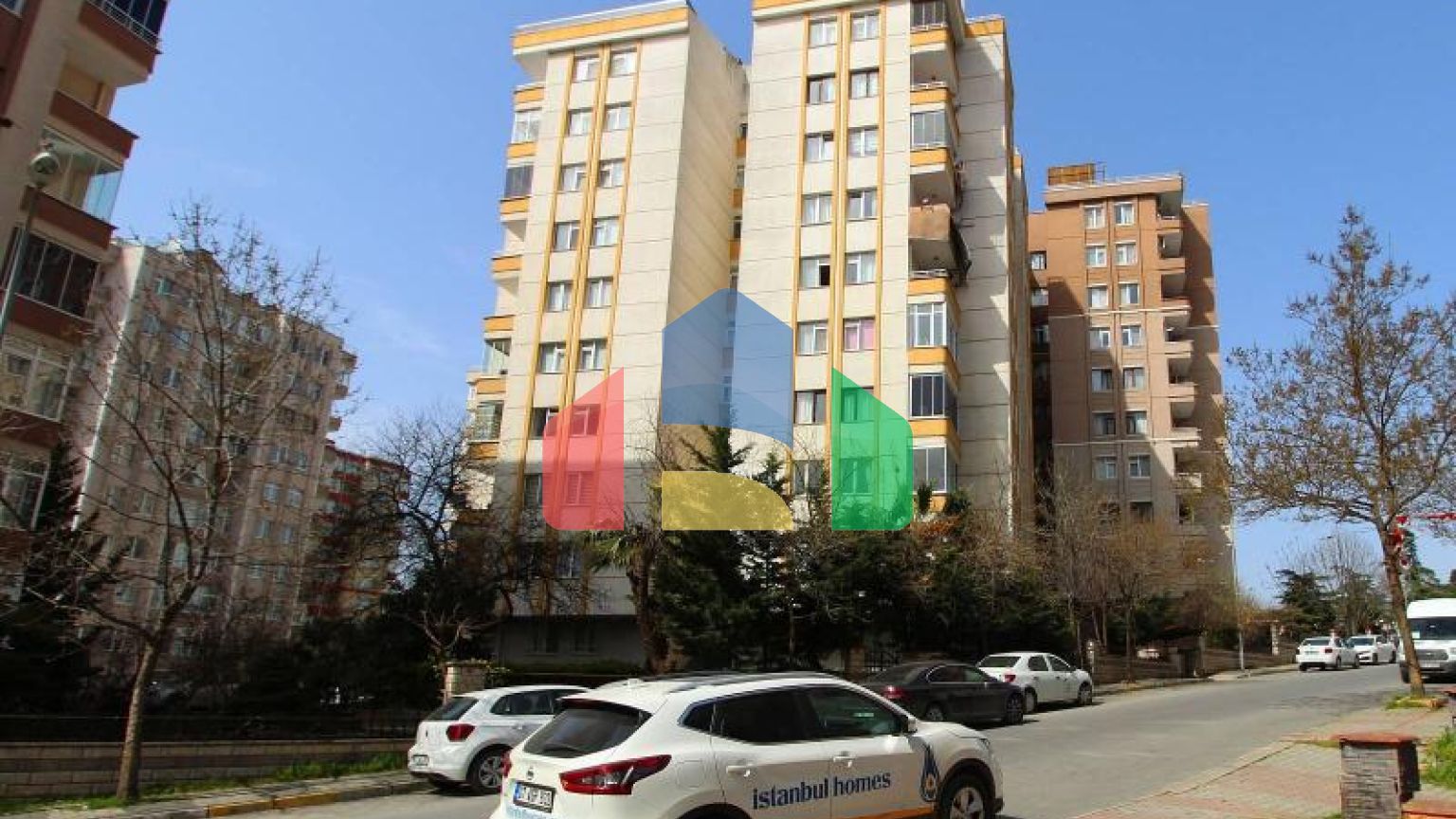 Пентхаус 5+1 с видом на море в Стамбуле