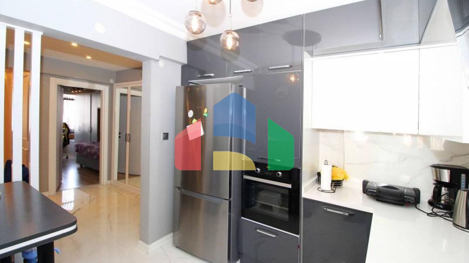 Пентхаус 5+1 с видом на море в Стамбуле