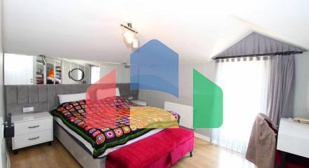 Пентхаус 5+1 с видом на море в Стамбуле