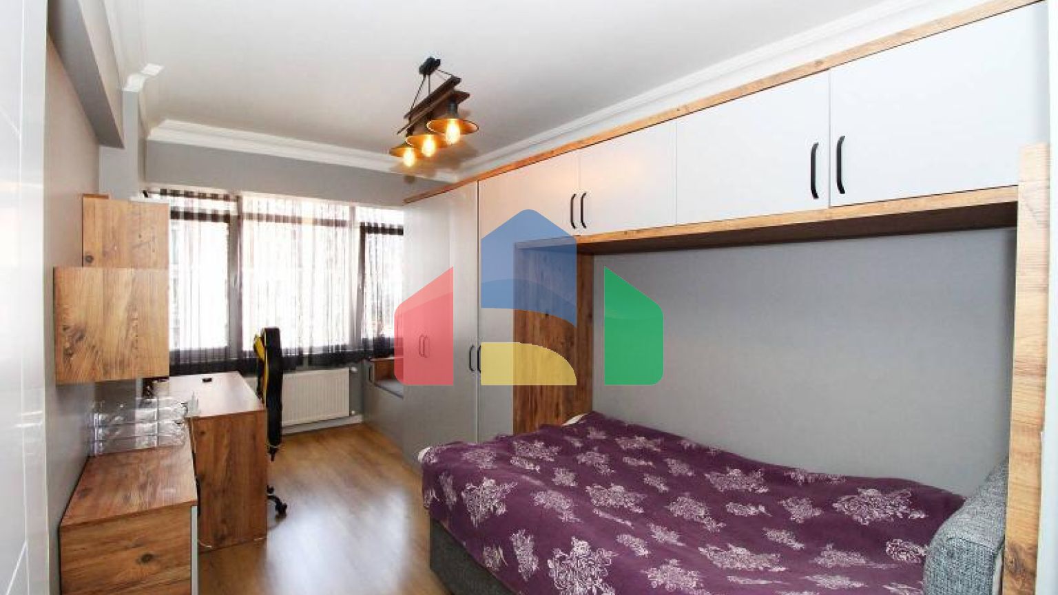 Пентхаус 5+1 с видом на море в Стамбуле