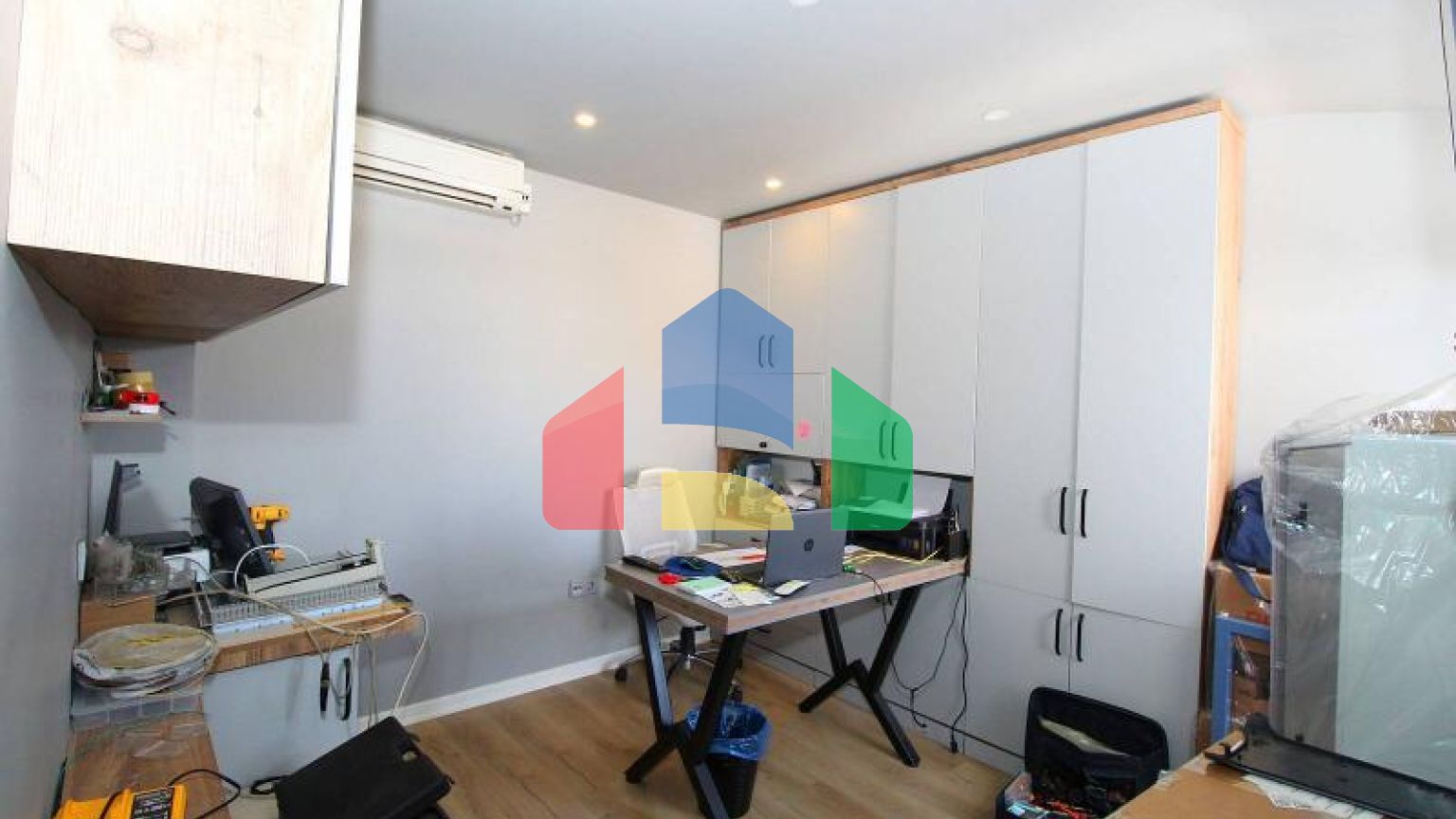 Пентхаус 5+1 с видом на море в Стамбуле