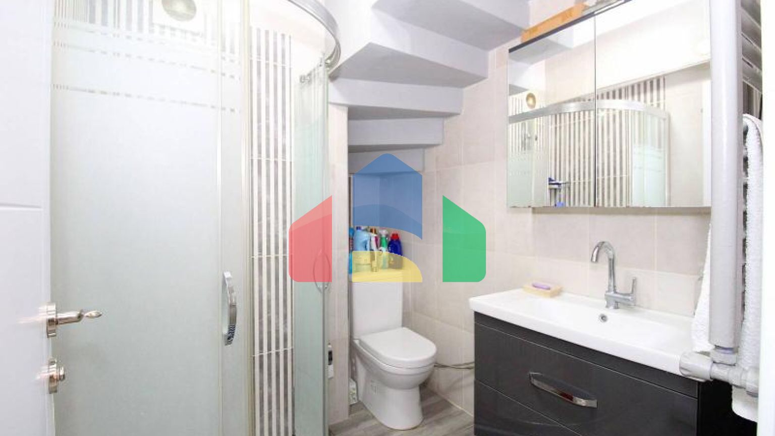 Пентхаус 5+1 с видом на море в Стамбуле