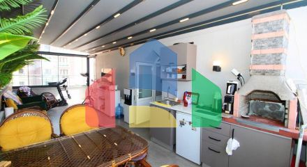 Пентхаус 5+1 с видом на море в Стамбуле