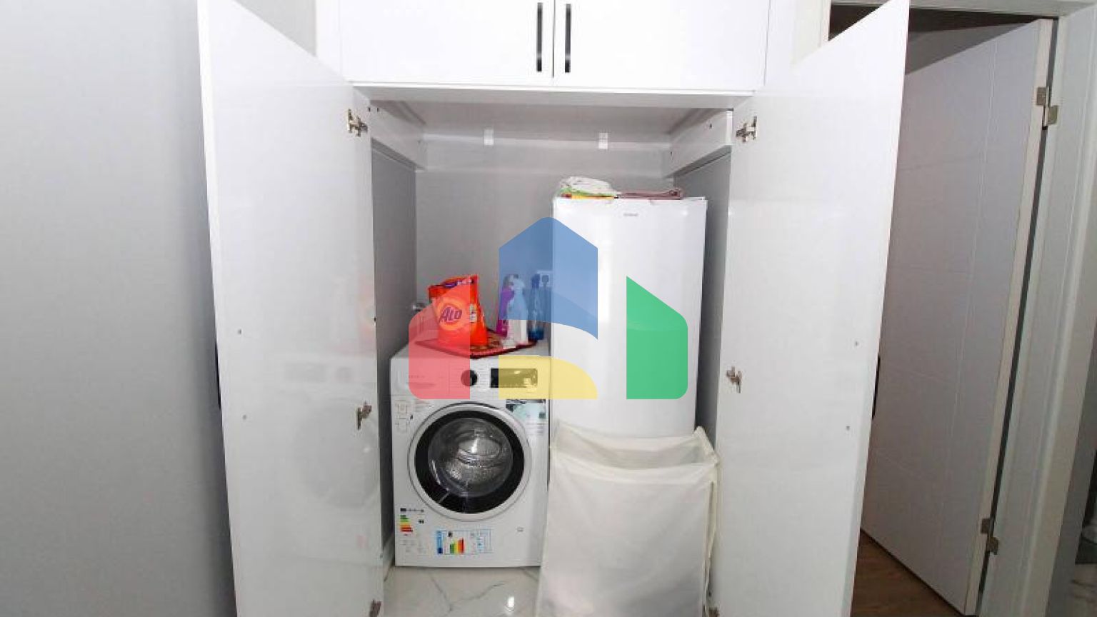 Пентхаус 5+1 с видом на море в Стамбуле