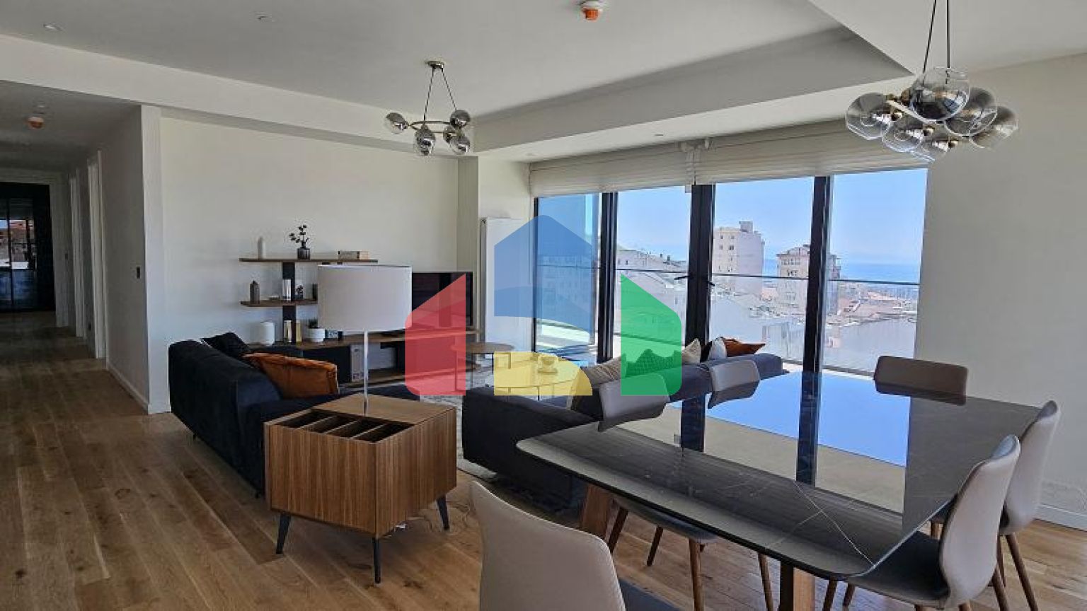 Квартира 3+1 с видом на море в Стамбуле