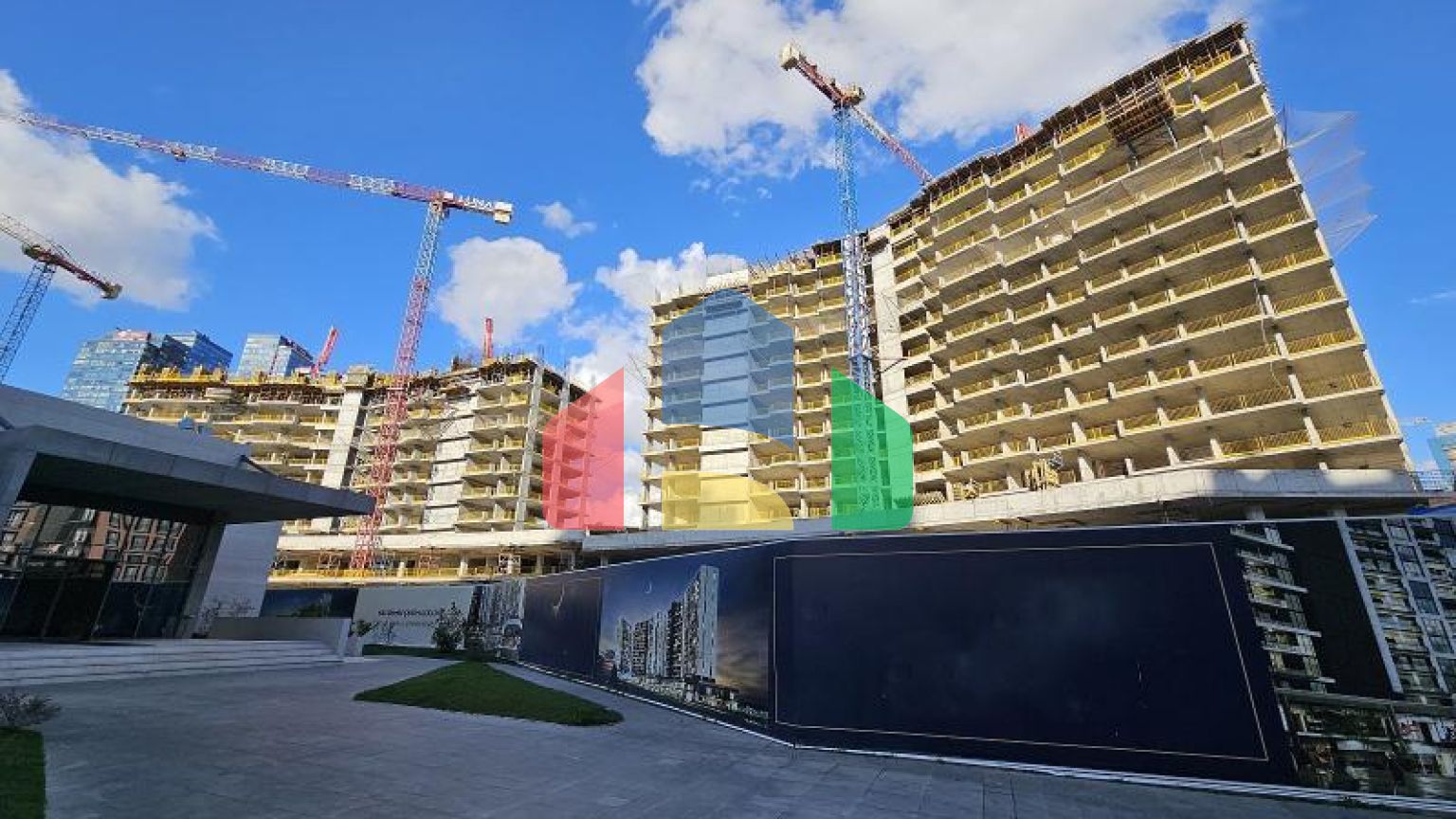 Квартира 2+1 с видом на море в Стамбуле