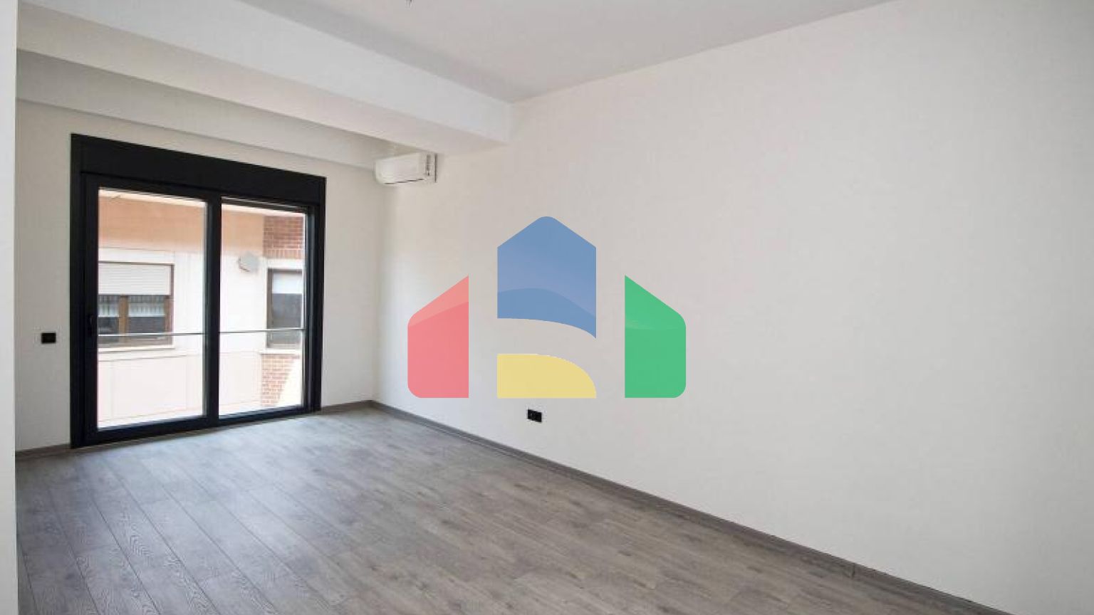 Дюплекс 5+2 с видом на море в Стамбуле