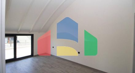 Дюплекс 5+2 с видом на море в Стамбуле