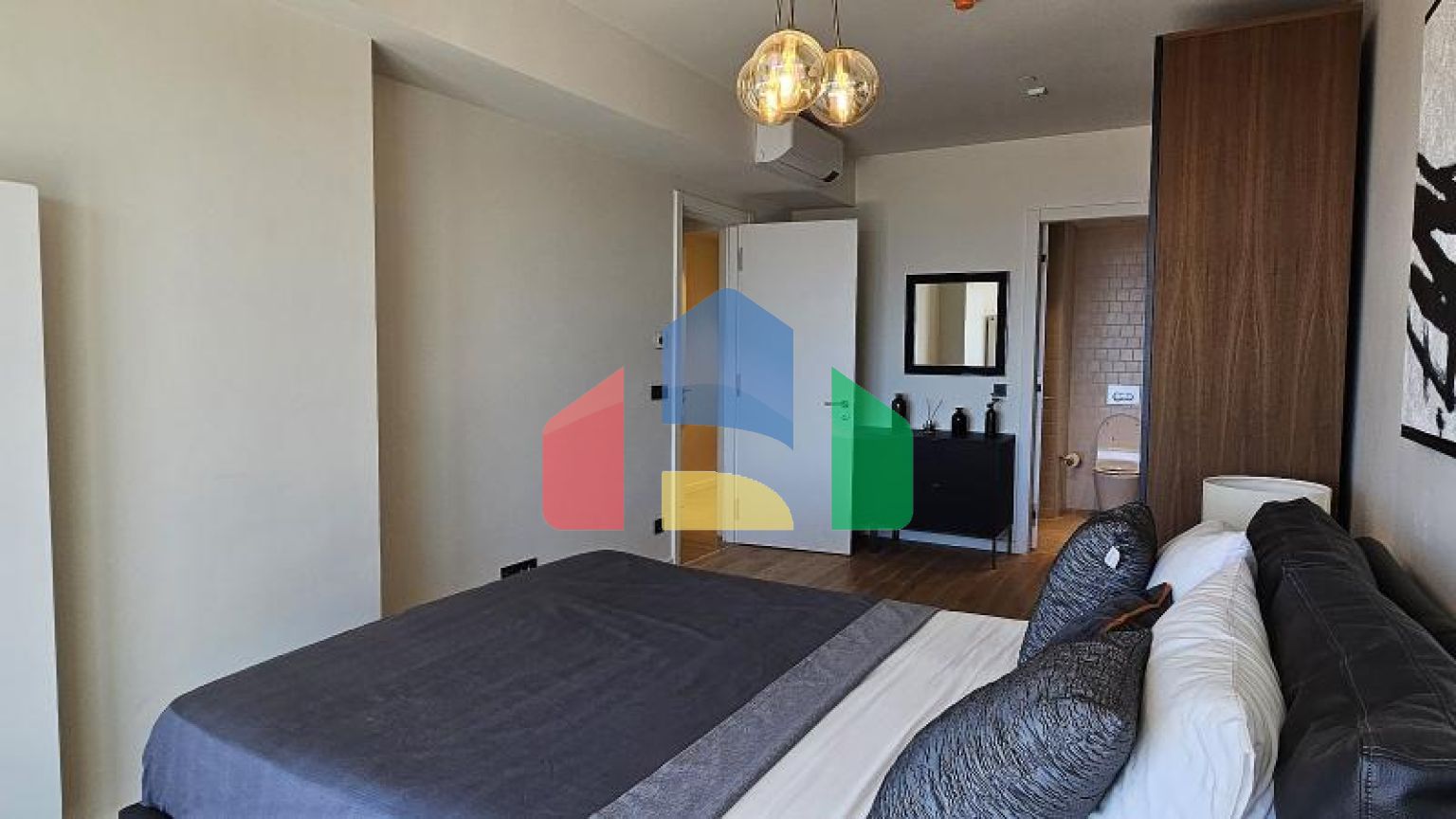 Дюплекс 4+1 с видом на море в Стамбуле