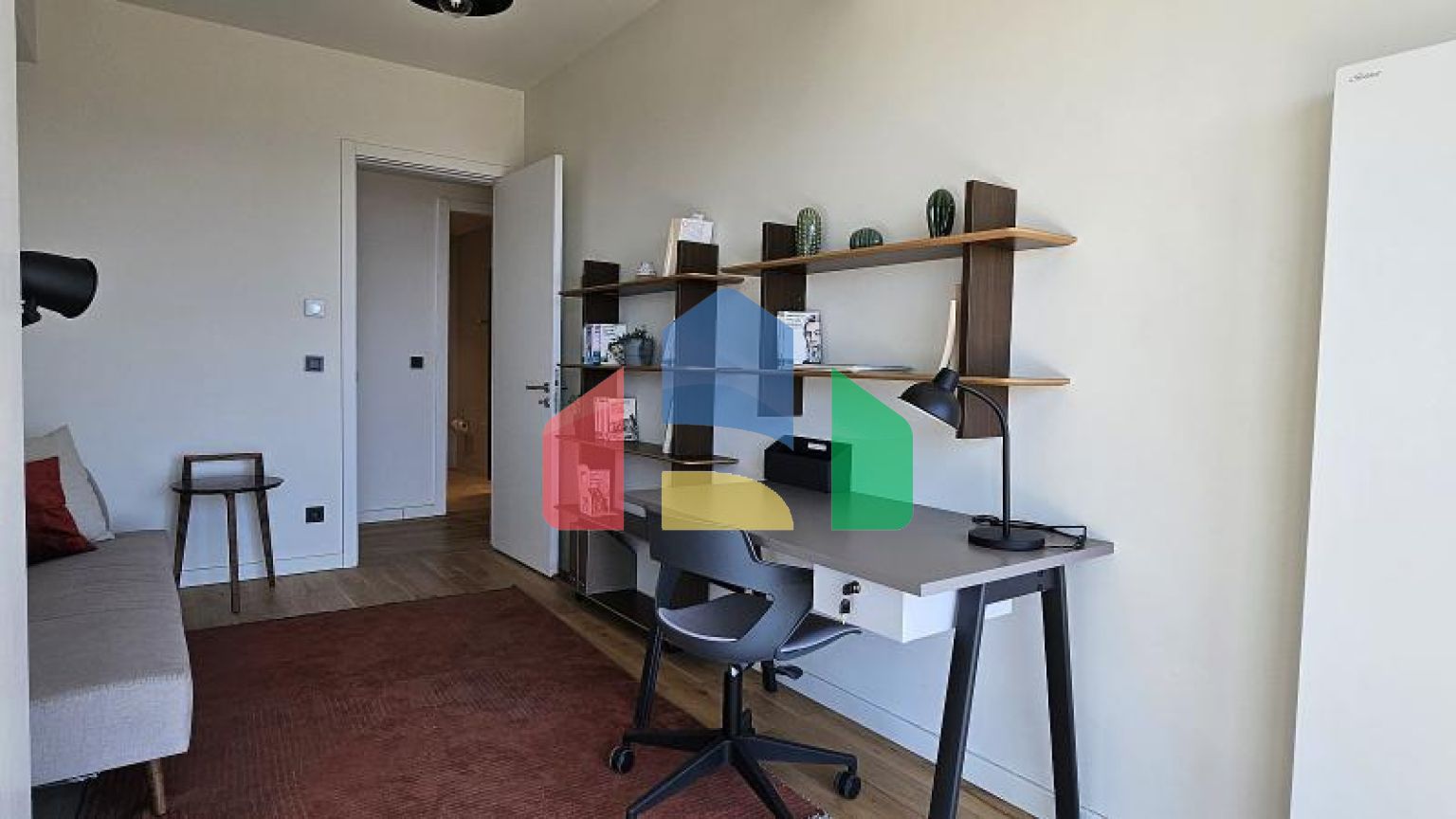 Дюплекс 4+1 с видом на море в Стамбуле