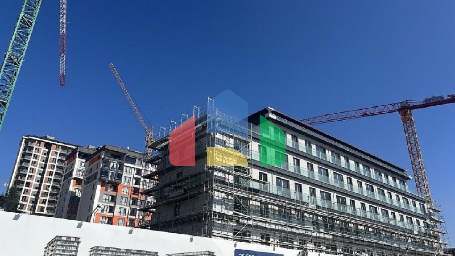 Квартира 3+1 с видом на море в Стамбуле