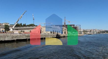 Квартира 2+1 с видом на море в Стамбуле