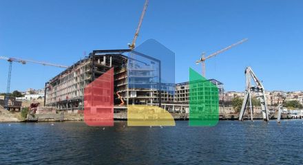 Квартира 4+1 с видом на море в Стамбуле