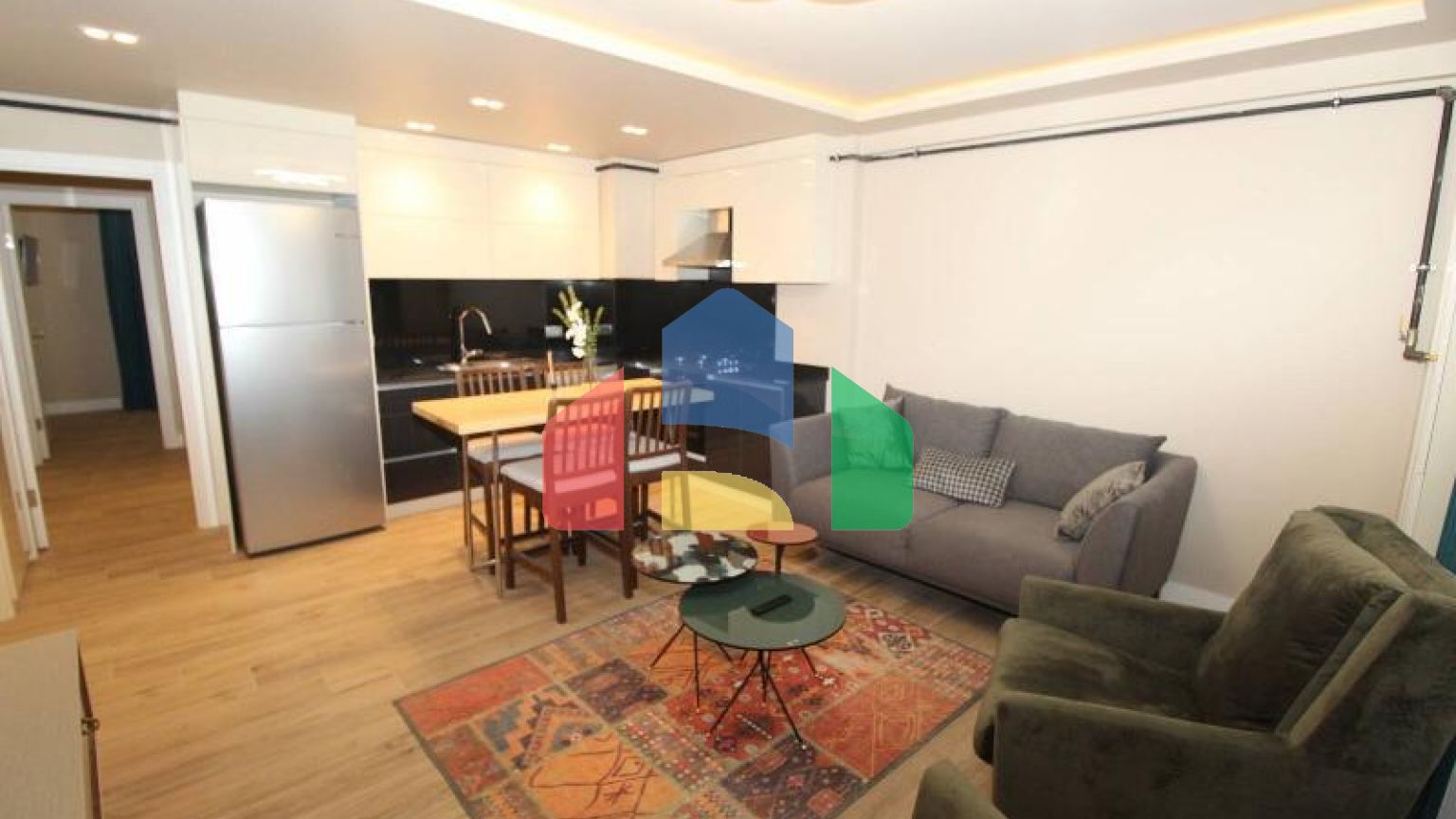 Дюплекс 4+1 с видом на море в Стамбуле