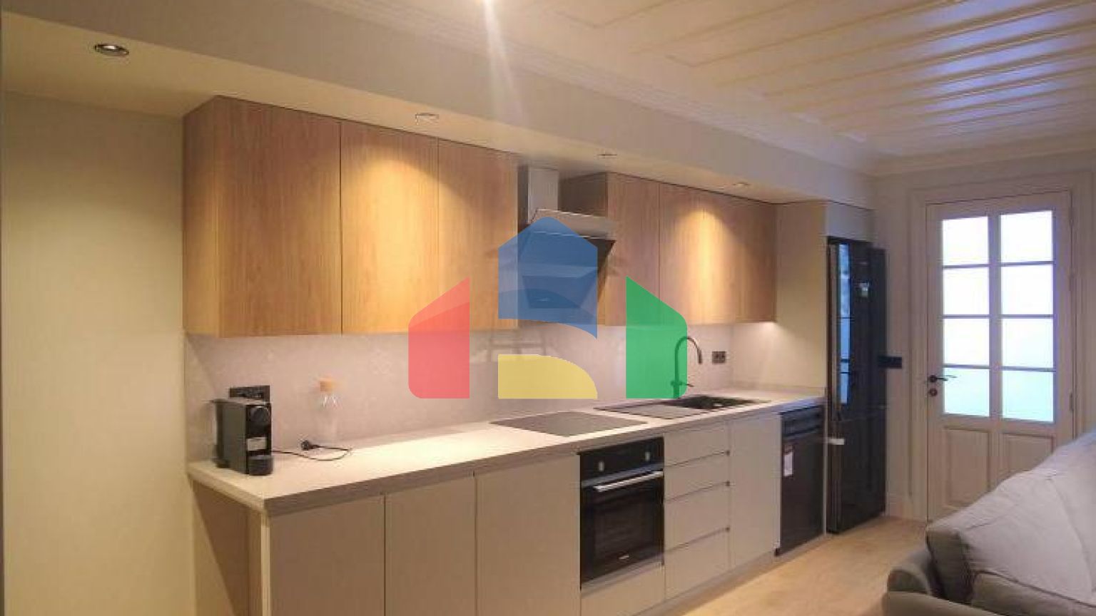 Квартира 2+1 с видом на море в Стамбуле