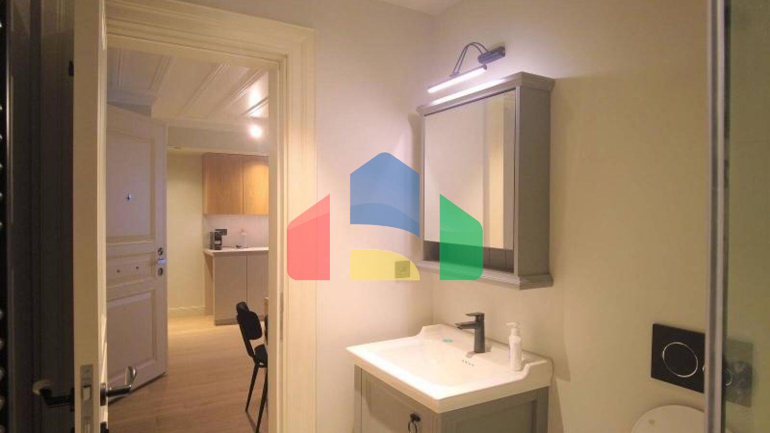 Квартира 2+1 с видом на море в Стамбуле