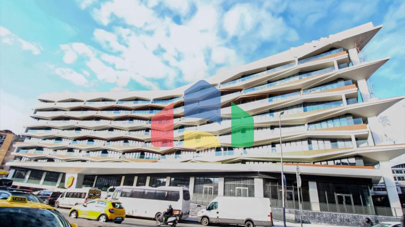 Дюплекс 2+1 с видом на море в Стамбуле