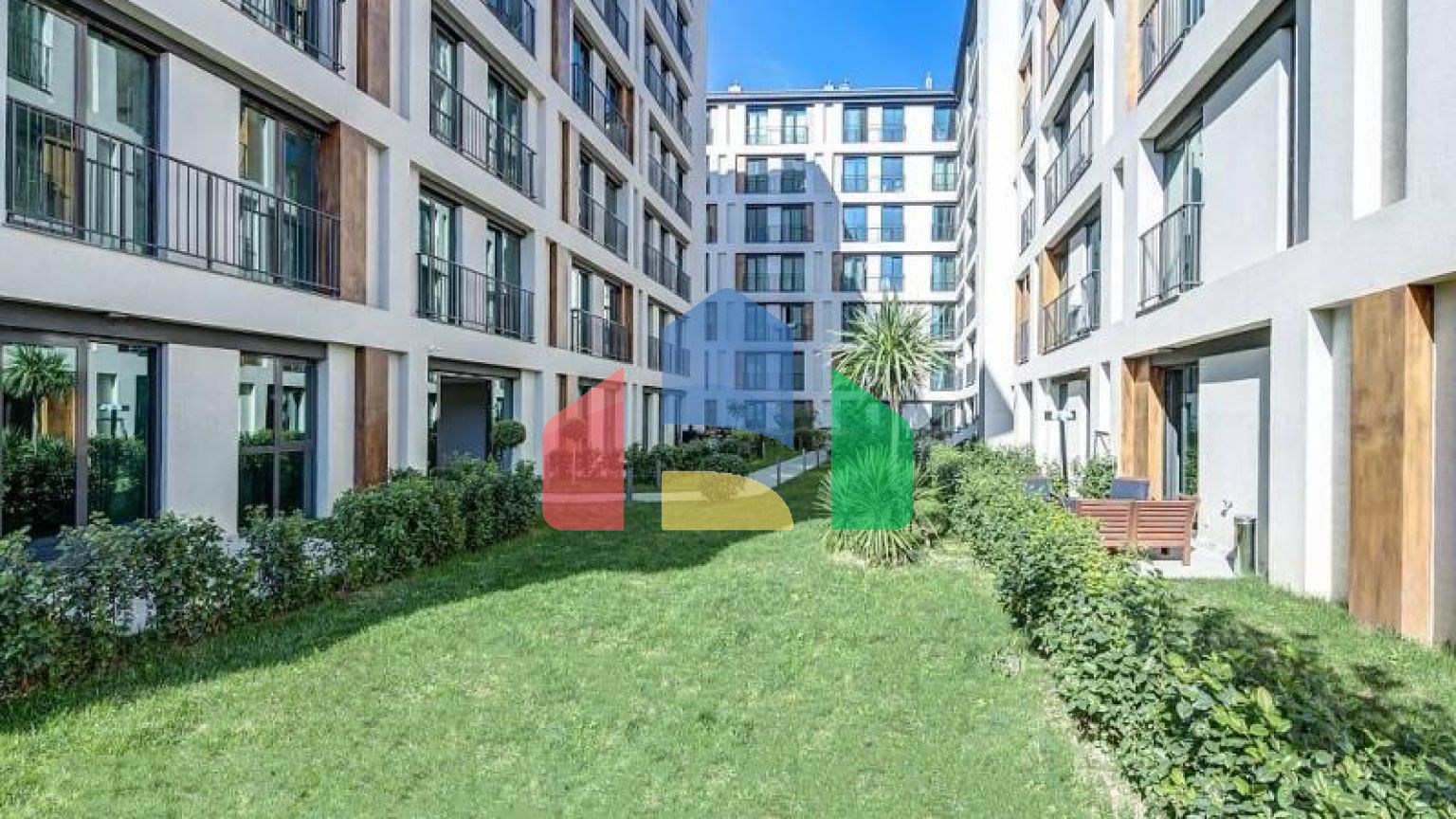 Квартира 2+1 с видом на море в Стамбуле