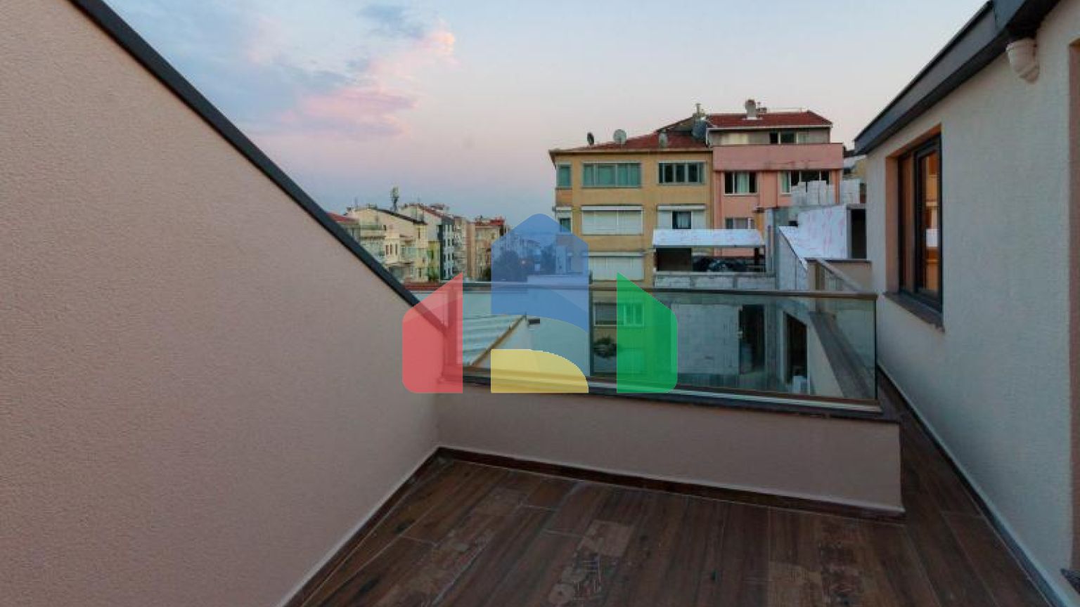 Дюплекс 3+1 в Стамбуле