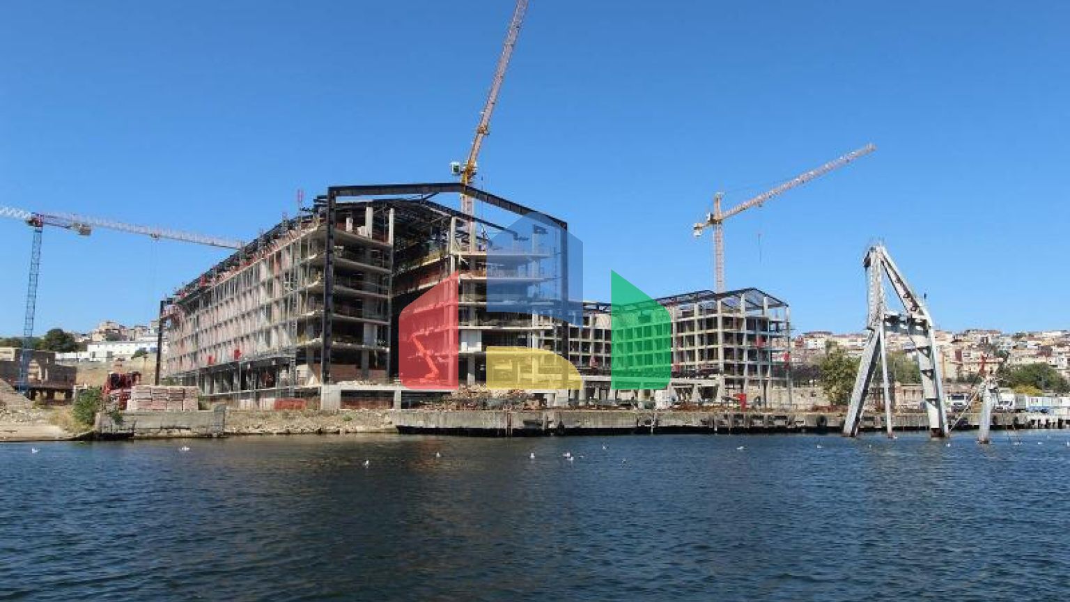 Квартира 1+1 с видом на море в Стамбуле